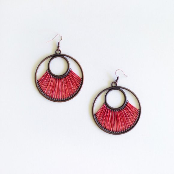 Bohemian Round Threaded Large Earrings - Picture 6 of 10